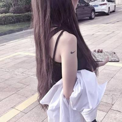 小魔仙与白马王子